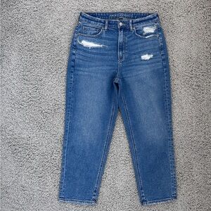AE Mom Straight Stretch Jean Size 8 short
